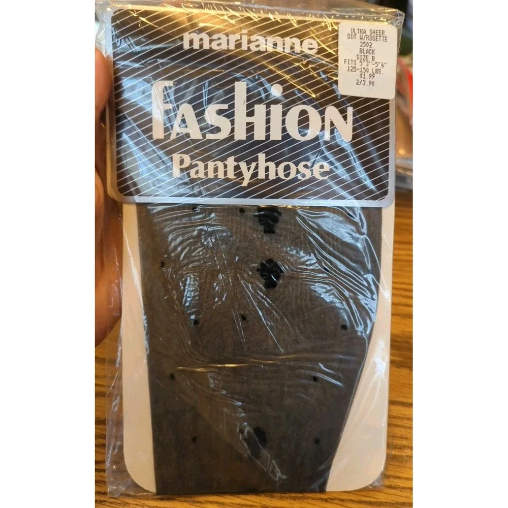 New Vintage Marianne Fashion Pantyhose  Size B Black Ultra‎ Sheer Dot W/Rosette